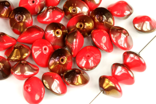 Ufo beads 7x11 mm, 10 ks - sytá korálově červená s půlpokovem Valentinit