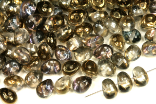 Mačkané korálky valounky Tico beads 5x7 mm, 30 ks - půlpokov Valentinit na krystalu