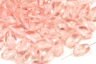 Mačkané korálky oliva tvarovaná 11x7 mm, 15 ks/16 cm - transparentní růžová, rozalín