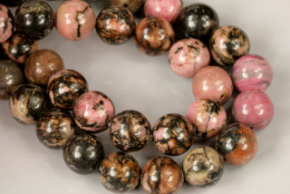 Minerální korálky - kulička 8 mm, 1 ks - rodonit (černo-růžový)