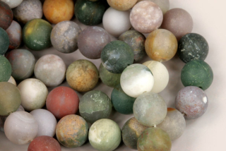 Minerální korálky - kulička 8 mm, 1 ks - indický achát matný