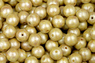 Mačkané korálky kuličky 8 mm, 20 ks/16 cm - hnědobéžová lazura