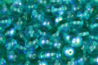 Mačkané korálky kuličky 8 mm, 20 ks/16 cm - transparentní zelený akvamarín s AB pokovem