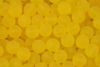 Mačkané korálky kuličky 8 mm, 20 ks/16 cm - transparentní žlutá matná