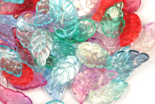 Mačkané korálky lísteček 18x10 mm, 10 ks - mix transparentních barev