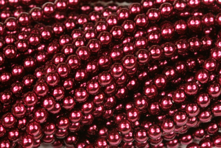Voskované korálky kuličky 4 mm, 40 ks/16 cm - vínově červená, bordó, lesklá