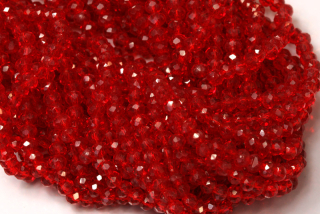 Broušené korálky slavík 3x2 mm, cca 145 ks na šňůře 36 cm - transp. rubínově červená