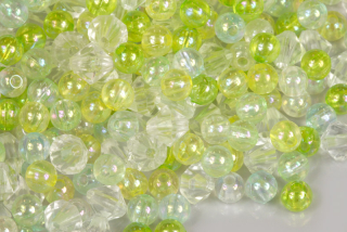 Plastové korálky tvarový mix, 20 g (cca 130-140 ks) - krystal-zelený mix