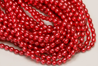 Voskované korálky olivy 4x3 mm, 1 šňůra/120 ks - červená, semitransparent