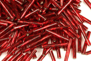 PRECIOSA Bugles-SH, stáčené čípky 6,7" (15 mm), 50 ks - červená rubín, stříbrný průtah