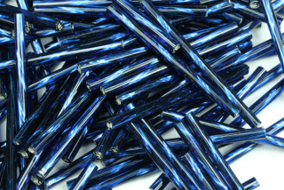 PRECIOSA Bugles-SH, stáčené čípky 15,6" (35 mm), 50 ks - tm.akvamarín, stříbr. průtah (SL)