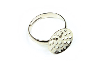 Prstýnek se sítkem o průměru 14 mm, galva platina, 1 ks