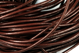 Kulatý kožený řemínek, průměr 2 mm, 1 m - barva čokoládově hnědá
