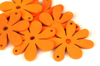 Dřevěná květinka výsek, velká 35 mm, 1 ks - oranžová