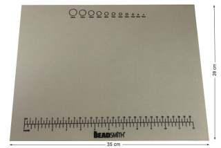 Podložka pro korálkování The Beadsmith 35x28 cm, šedá s měřítkem, 1 ks