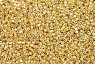 Rokajlové korálky Miyuki Delica 11/0 - Duracoat Galvanized Pale Gold (DB2501), 5 g