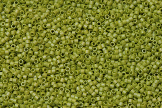 Rokajlové korálky Miyuki Delica 11/0 - Frost Opaque Glaze Rainbow Olive (DB2309), 5 g
