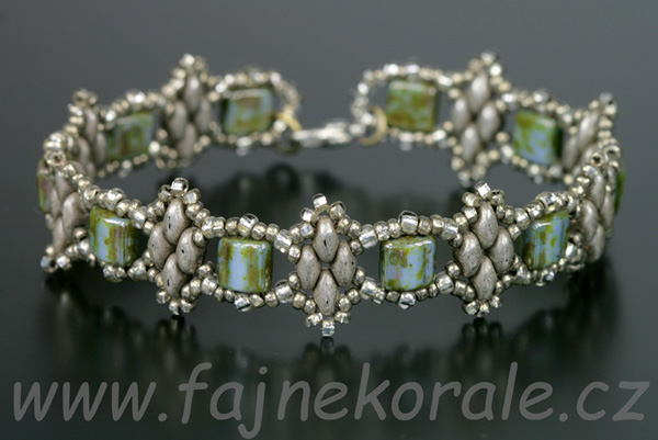 Silky beads ploškované 6x6 mm, 30 ks - modré hedvábí s lazurou