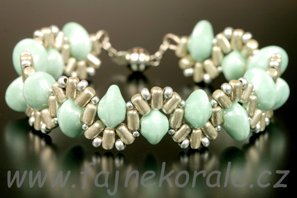 Ufo beads 7x11 mm, 10 ks - zelený listr na alabastru
