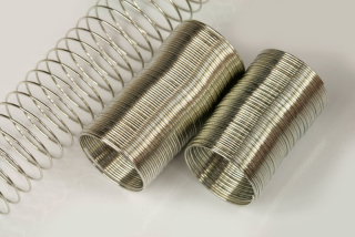 Paměťový drát, prstýnek průměr 20 mm, 1 otočka (více otoček vcelku)