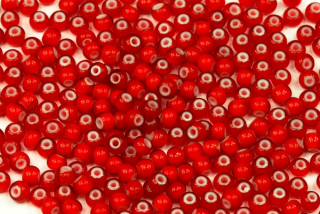 PRECIOSA Kornelián 5/0 (4,3 - 4,8 mm), bal. 50 g - transp. červená, bílý střed