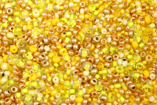 PRECIOSA rokajl MIX 11/0 až 8/0 (2,0 - 3,2 mm), bal. 50 g - žlutý mix