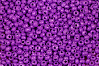 PRECIOSA rokajl 8/0 (2,8 - 3,2 mm) RH, bal. 50 g - fialová, barvená křída