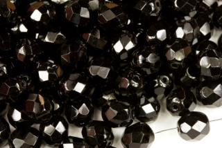 Broušená kulička ohňovka 8 mm, 20 ks/16 cm - sytá černá