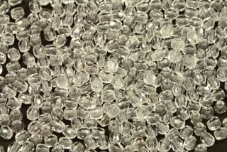 Broušená kulička ohňovka 3 mm, 100 ks - krystal