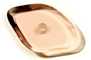 Ručně broušená skleněná placka, řezaná z tyče, originál, 51x33x6,5 mm - transp. ametyst