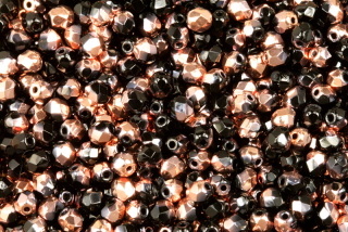 Broušené korálky ohňovky 4 mm, 40 ks/16 cm - černá s půlpokovem zlato Capri