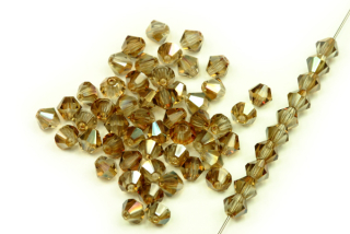 M.C. sluníčka (bicone) 4 mm, 36 ks - pokov Celsian na kouřově šedé, black diamond