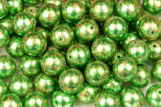 Voskované korálky kuličky 8 mm, 20 ks/16 cm - zelená lesklá, stříkaná