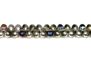 Mačkané korálky slzičky, hrušky, 4x6 mm, příčná dírka, 65 ks - duhovo-stříbrný půlpokov