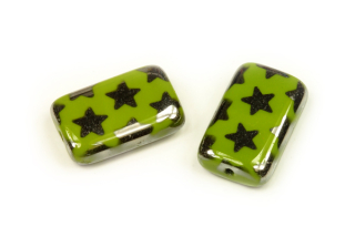 Mačkané korálky Exclusive line 19x12 mm, 5 ks - stříbrné hvězdičky na syté zelené