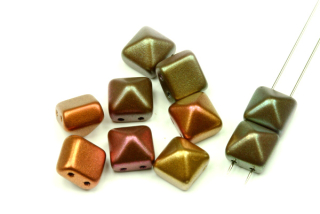 Dvoudírková pyramida, beadstud 8x8 mm, 10 ks - violet rainbow