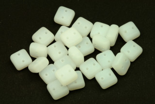 Dvoudírkový Chexx 6x6 mm, 30 ks - matný bílý alabastr