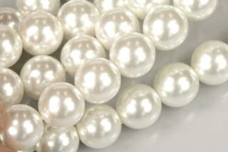 Voskované korálky kuličky 10 mm, 16 ks/16 cm - bílá