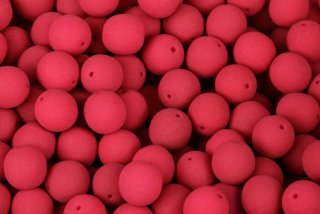 Mačkané korálky kuličky 8 mm, 20 ks/16 cm - NEON tmavší červená