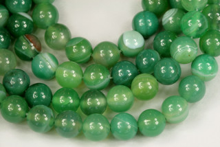 Minerální korálky - kulička 8 mm, 1 ks - dobarvený achát - zelený