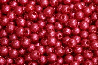 Plastové korálky voskované, imitace perel, kulička 6 mm, 50 ks - červená