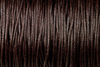 Bavlněná šňůrka voskovaná, průměr 1 mm, metráž 1 m - tmavě hnědá