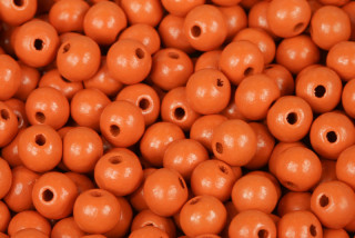 Dřevěné korálky lakované, kulička 8 mm, 10 g (60-65 ks) - oranžová