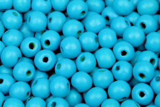 Dřevěné korálky lakované, kulička 8 mm, 10 g (60-65 ks) - tyrkysově modrá