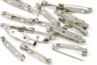 Brožový můstek s jednoduchým háčkem 30 mm, 1 ks - galva platina