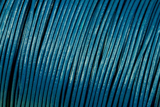 Kulatý kožený řemínek, průměr 1 mm, 1 m - tmavě modrozelená (teal)