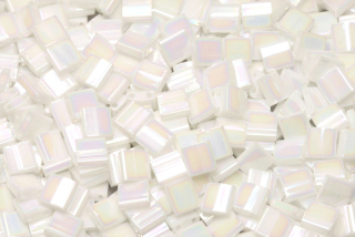 Dvoudírkové korálky Miyuki Tila 5x5 mm, White Pearl AB (TL471), 5 g