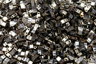 Dvoudírkové korálky Miyuki Half Tila 2,3x5 mm, Light Gunmetal (TLH464), 3 g